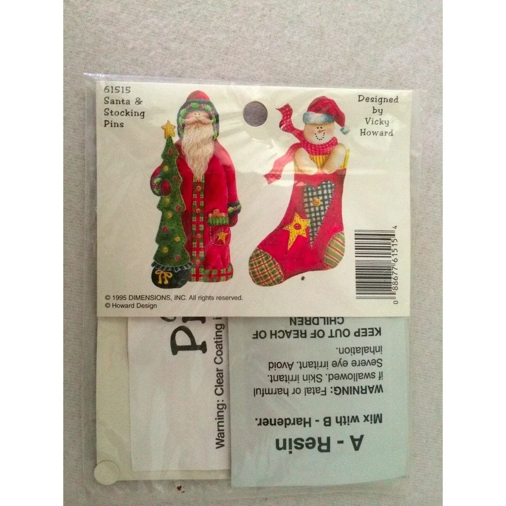 Dimensions Craft Pins Lot of 2 61515‎ & 61516 Santa Stocking Snowman New Sealed